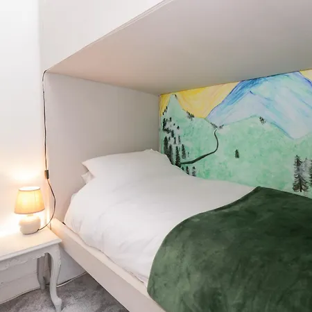 The Wonky Nest Holiday home