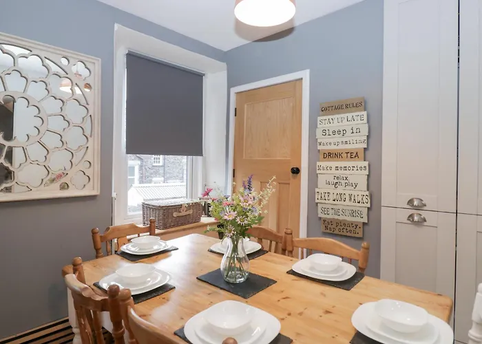 The Wonky Nest Holiday home Windermere