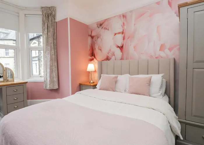 The Wonky Nest Holiday home