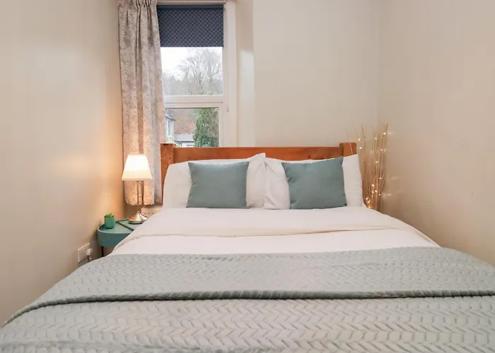 Holiday home The Wonky Nest